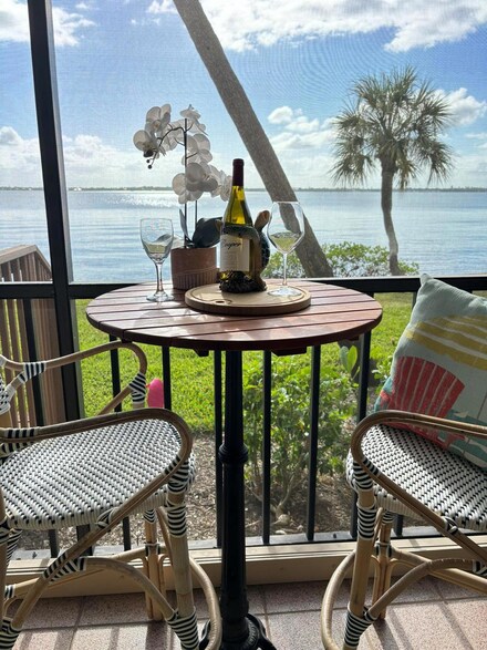 4440 NE Sandpebble Trace Unit 104, Stuart, FL 34996