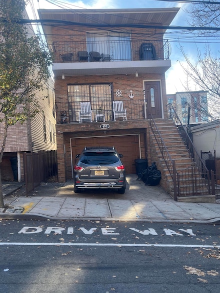 653 39th St Unit 1-B, Union City, NJ 07087