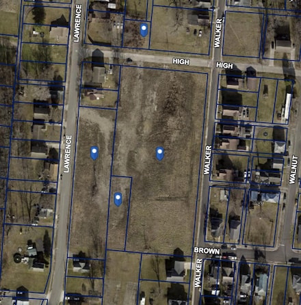 322 Lawrence St, Bellefontaine, OH 43311