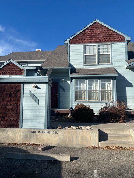 561 W Willow Ct, Clifton, CO 81520
