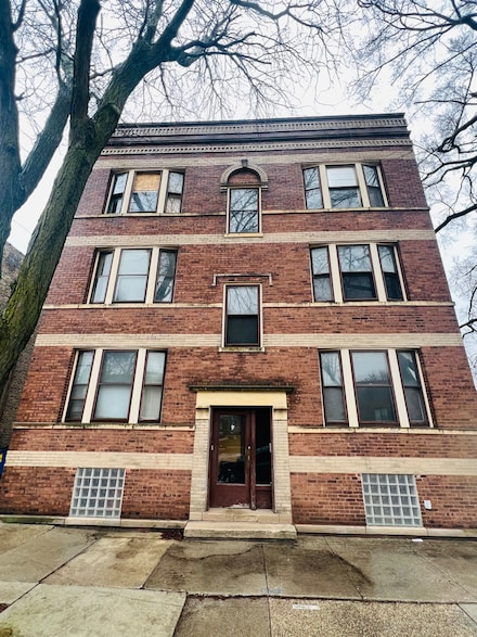 1045 E 73rd St Unit 1, Chicago, IL 60619