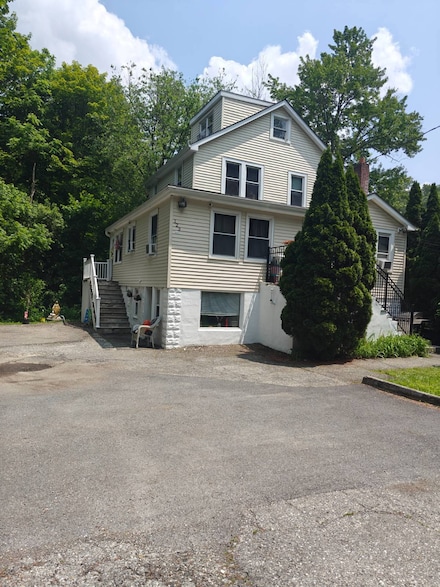 123 Haviland Dr, Patterson, NY 12563