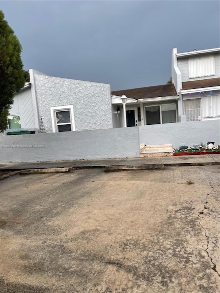 19423 NW 53rd Place Unit 3, Miami Gardens, FL 33055