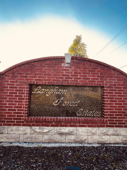 1705 Essence Ln, Orange, TX 77630