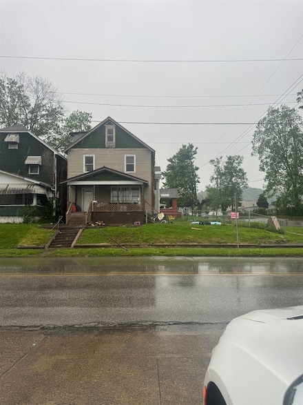 429 7th Ave W, Huntington, WV 25701