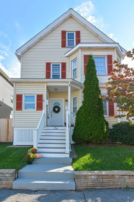 354 Newton St Unit 1, Waltham, MA 02453