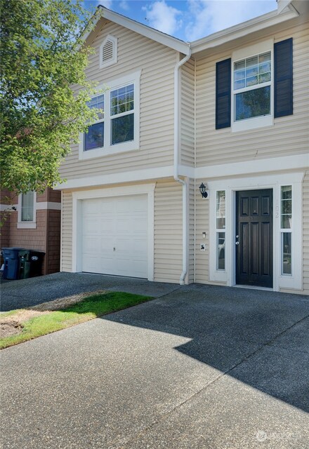 1010 108th St Ct E, Tacoma, WA 98445