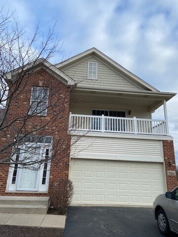 30149 Autumn Dr, Beecher, IL 60401