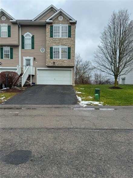 211 Mountain Dr, Carnegie, PA 15106