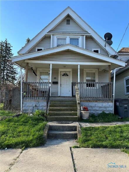 338 Moss St, Toledo, OH 43608