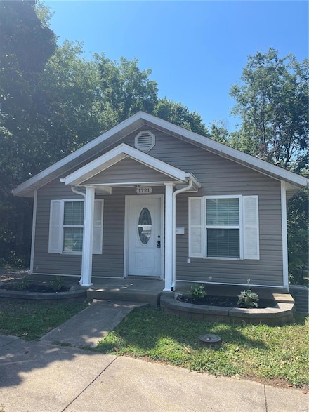1721 Dunklin St, Cape Girardeau, MO 63701