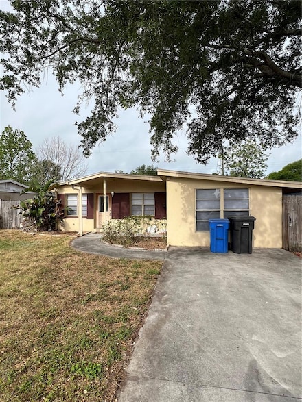4514 Eden Rock Rd, Tampa, FL 33634