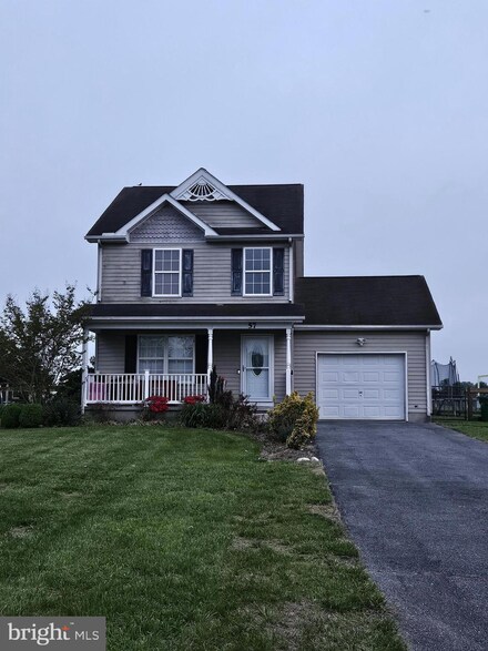 57 Glenn Forest Rd, Magnolia, DE 19962