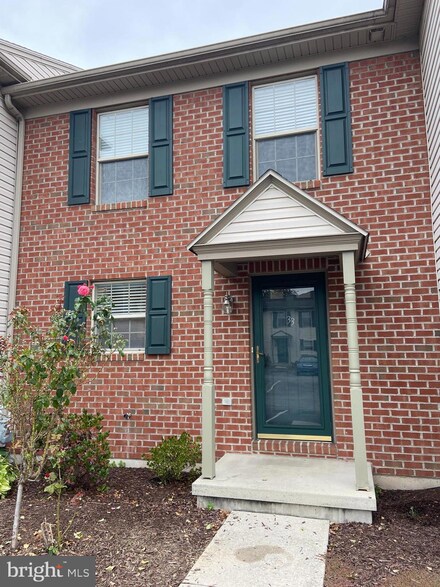 33 E 3rd Ave Unit 21, Spring Grove, PA 17362