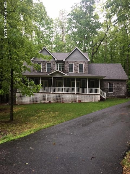 7 Tomahawk Cir, Hazleton, PA 18202