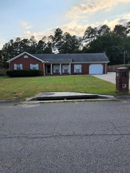 1110 Fox Den Rd, Hephzibah, GA 30815