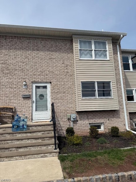 923 Robin Rd, Hillsborough, NJ 08844