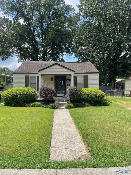 3426 Madison Ave, Gadsden, AL 35904