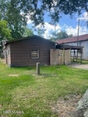 114 Seagraves St, Jennings, LA 70546
