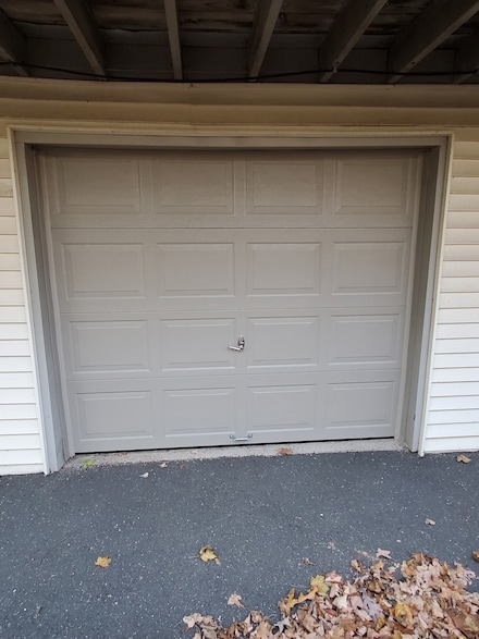 19 Stony Hill Rd Unit Garage 6, Cheshire, CT 06410