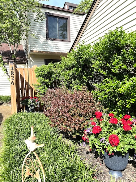 4826 Quail Hollow Dr, Old Hickory, TN 37138