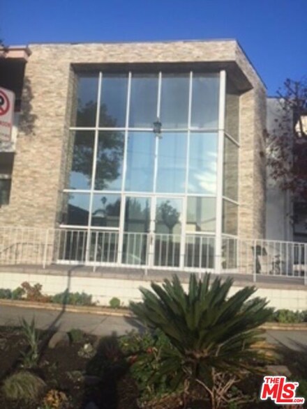 12205 Gorham Ave Unit 7, Los Angeles, CA 90049