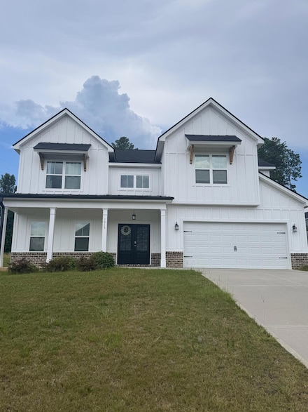 1015 Sluice Gate Dr, Evans, GA 30809