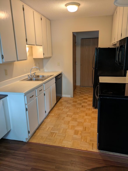 255 Westview Dr Unit 318, Saint Paul, MN 55118
