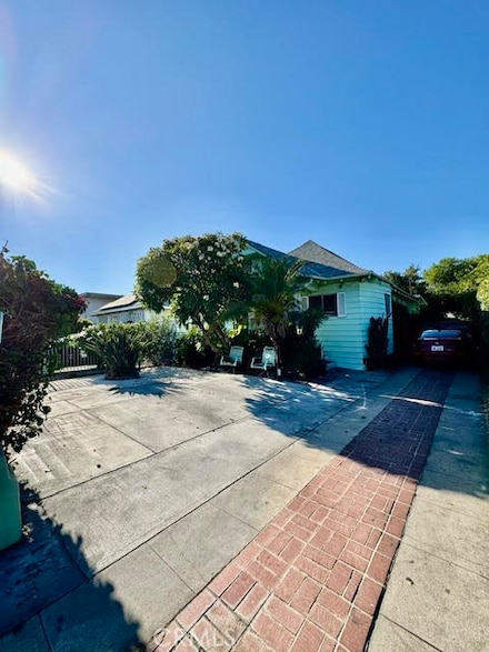 1199 W 38th St, Los Angeles, CA 90037