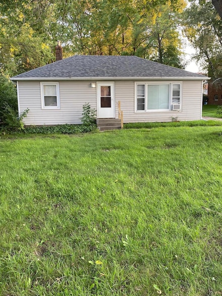 1624 County Road B W, Saint Paul, MN 55113