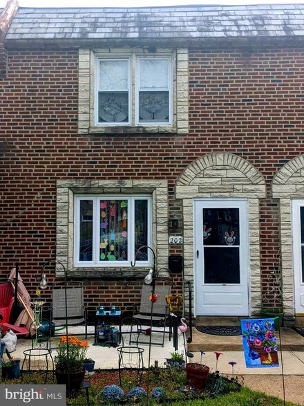 202 Tribet Place, Darby, PA 19023