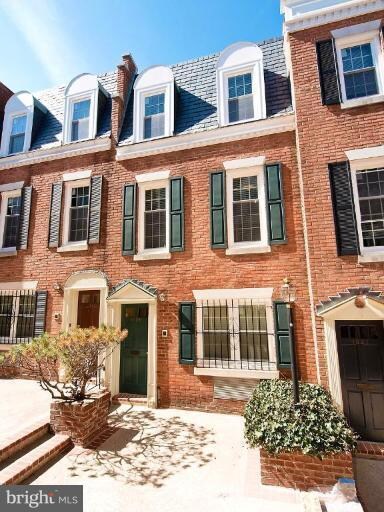 1823 Biltmore St NW Unit 16, Washington, DC 20009