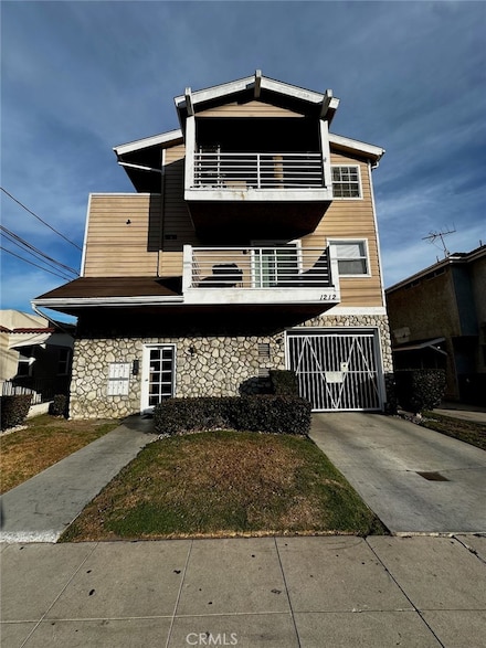 1212 Termino Ave Unit 201, Long Beach, CA 90804