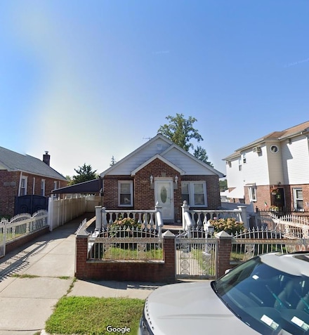 17446 Gladwin Ave, Fresh Meadows, NY 11365