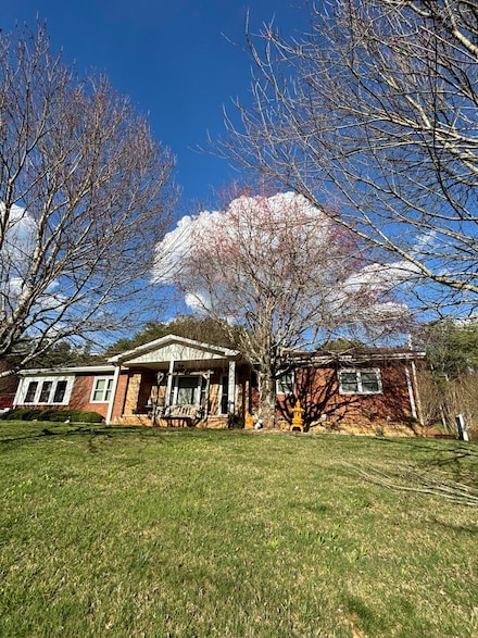 1868 Tennessee 68, Copperhill, TN 37317