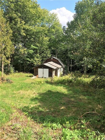 751 Post Rd, Bowdoinham, ME 04008