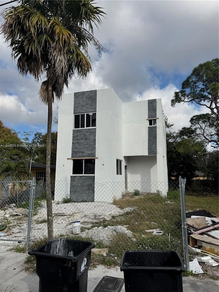 518 NW 13th Ave, Fort Lauderdale, FL 33311