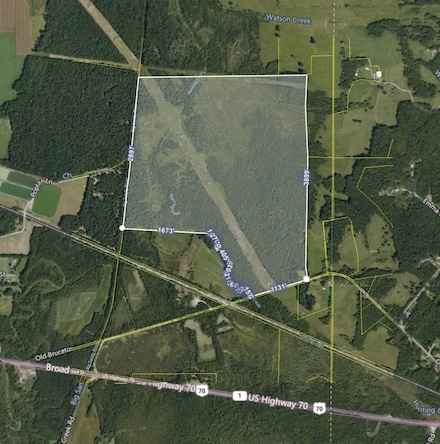 1785 Old Bruceton Rd, Bruceton, TN 38317