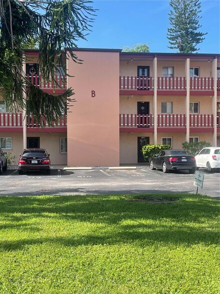 4128 Heron Way Unit 114, Bradenton, FL 34205