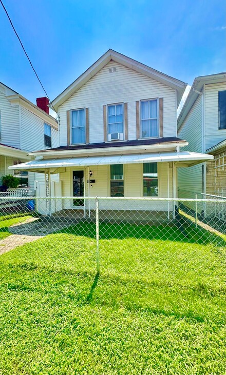313 Church St, Clifton Forge, VA 24422
