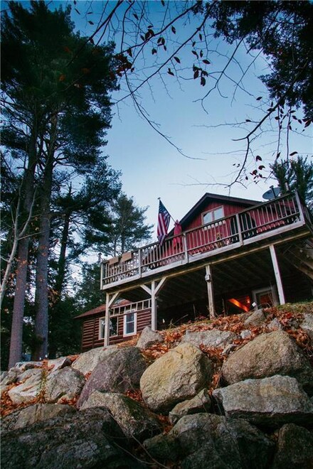 6 Potters Dr, Dedham, ME 04429