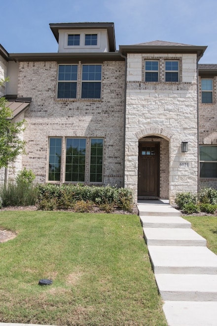6121 Baritone Ct, Sachse, TX 75048