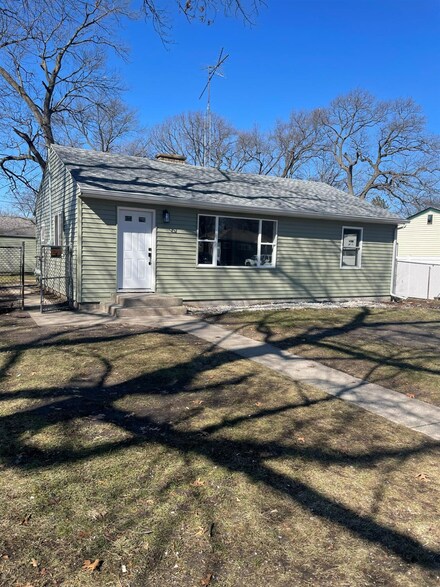 2688 Jay St, Lake Station, IN 46405