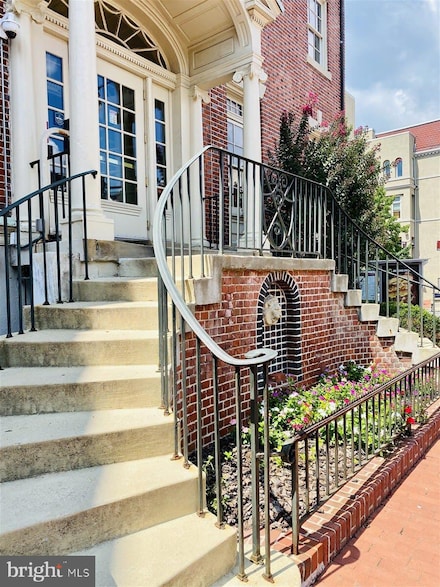 1426 21st St NW Unit 405, Washington, DC 20036