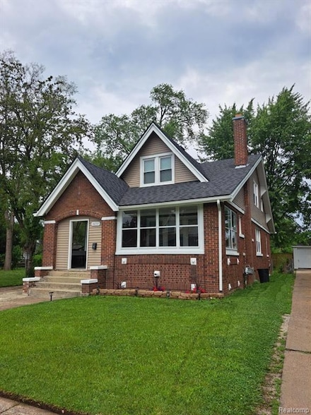14237 Rosemary St, Detroit, MI 48213