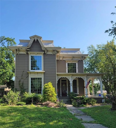 509 E Mcpherson St, Knob Noster, MO 65336