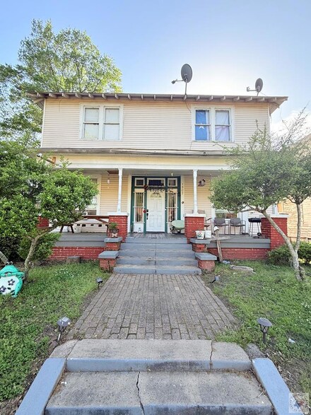 1507 Olive St, Texarkana, TX 75501