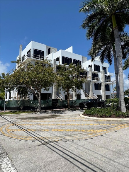 7300 Trouville Esplanade, Miami Beach, FL 33141