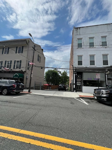 89 Main St, Dobbs Ferry, NY 10522