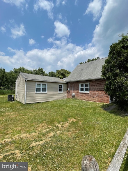 750 Elbow Ln, Warrington, PA 18976